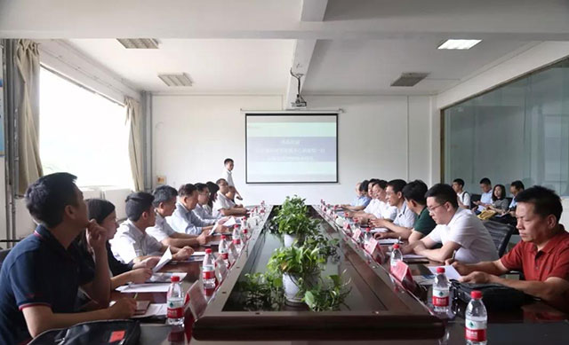 中国国际经济交流中心调研组一行莅临郑州w66利来最给利的老牌调研“稳就业”工作